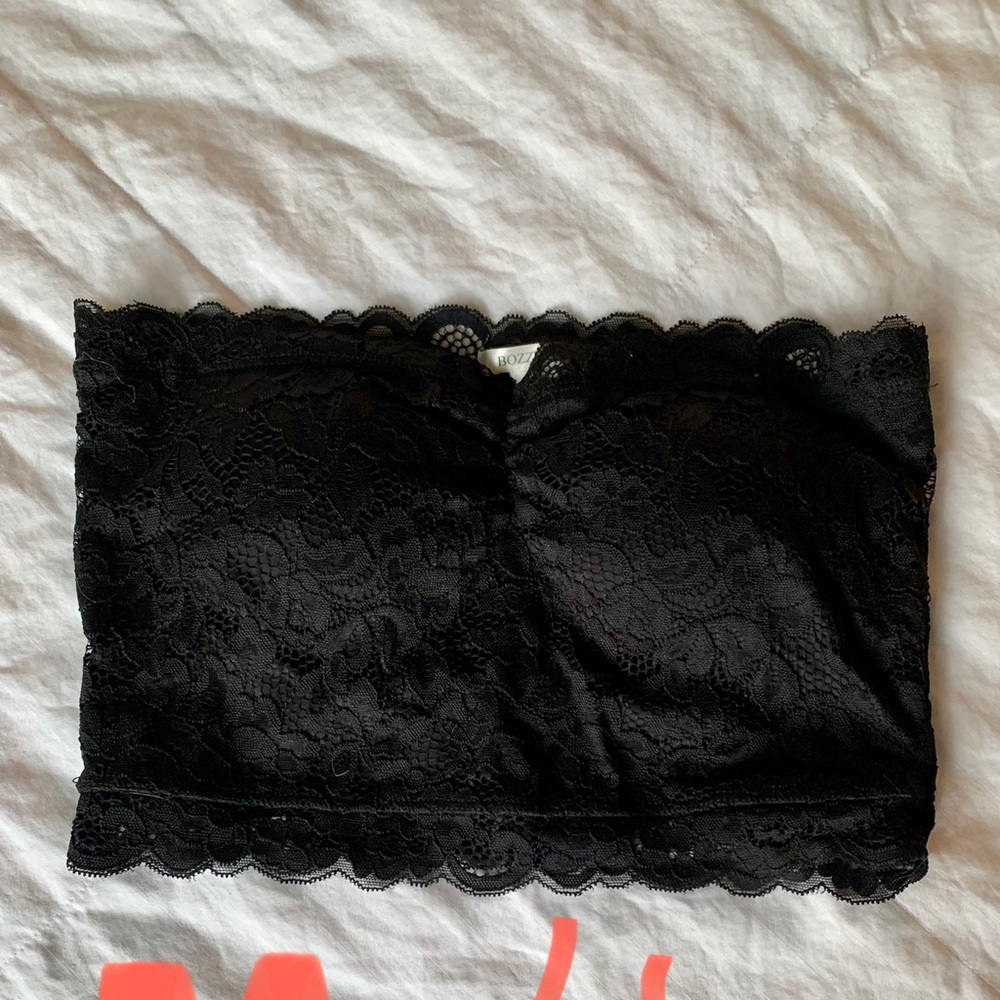 Black lace bandeau bra